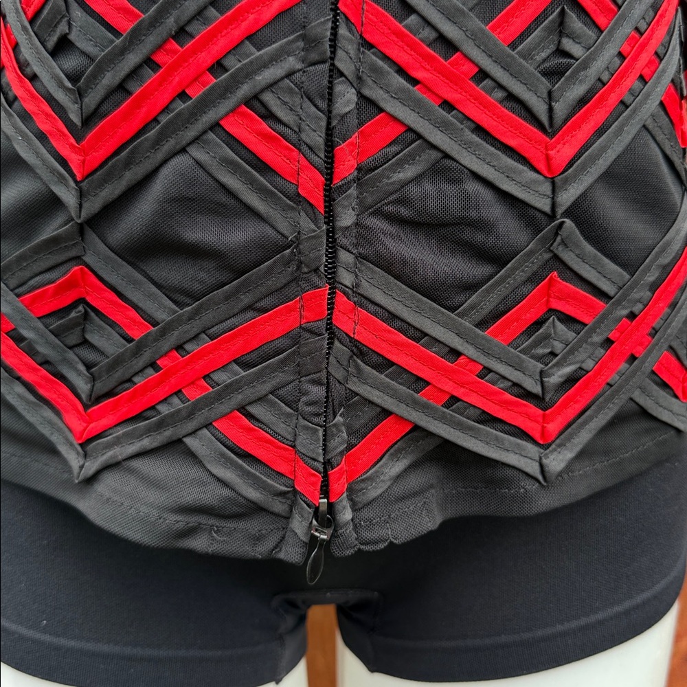 T&W Designs Black and Red Patterned Blazer Size S - Picture 5 of 9